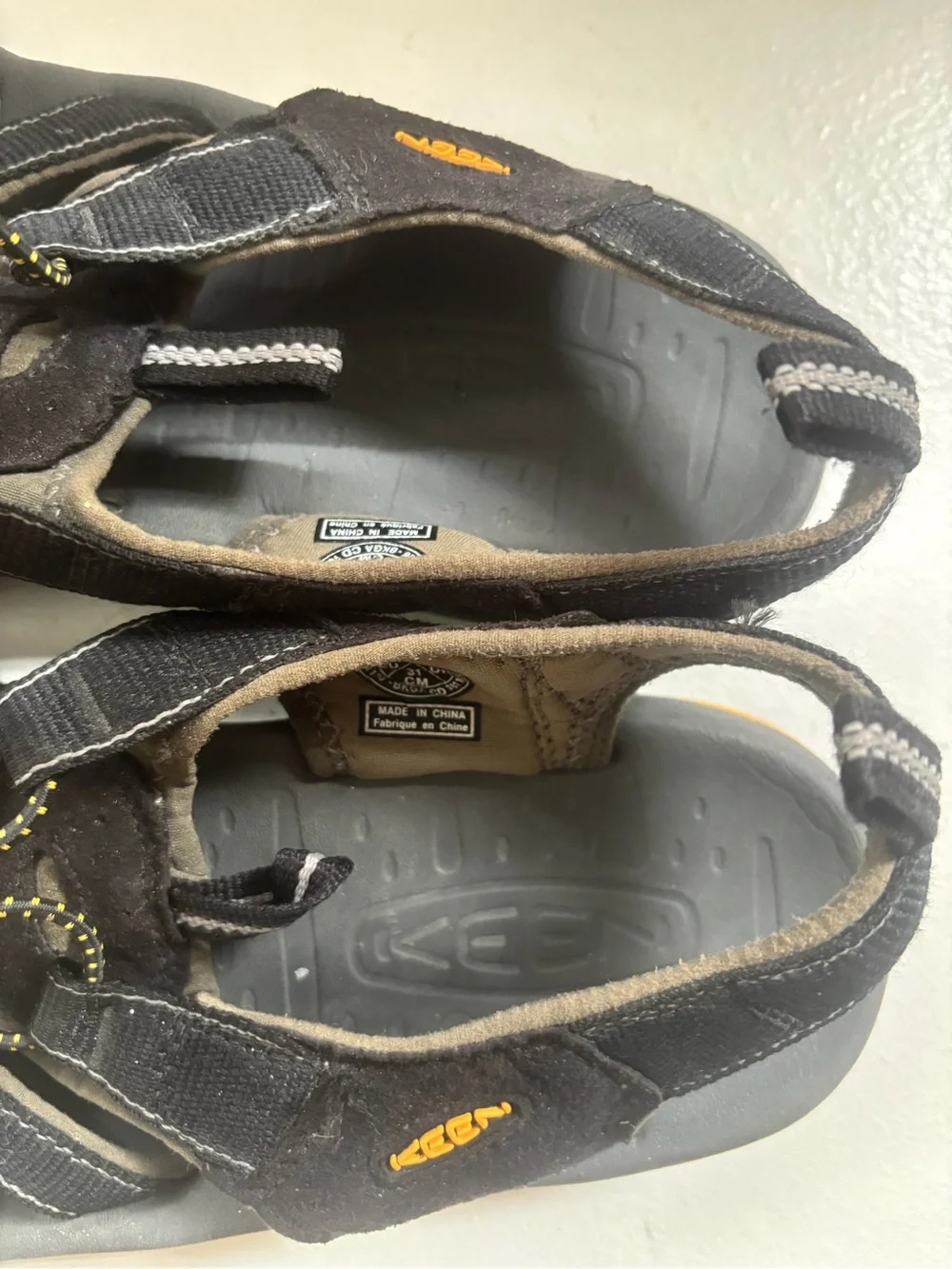 black KEEN Newport H2 Water Sport Hybrid Sandals size 13